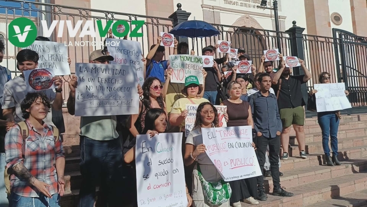Se manifiestan en Culiac&aacute;n contra el aumento al pasaje del transporte p&uacute;blico