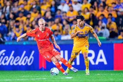 Tigres remont&oacute; en casa ante Forge y sell&oacute; su boleto a los octavos de final