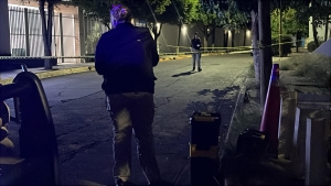 Asesinado localizan a un hombre frente a colegio en la colonia Chapultepec