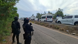 Un civil abatido y 2 detenidos deja enfrentamiento a balazos en Costa Rica, en Culiac&aacute;n